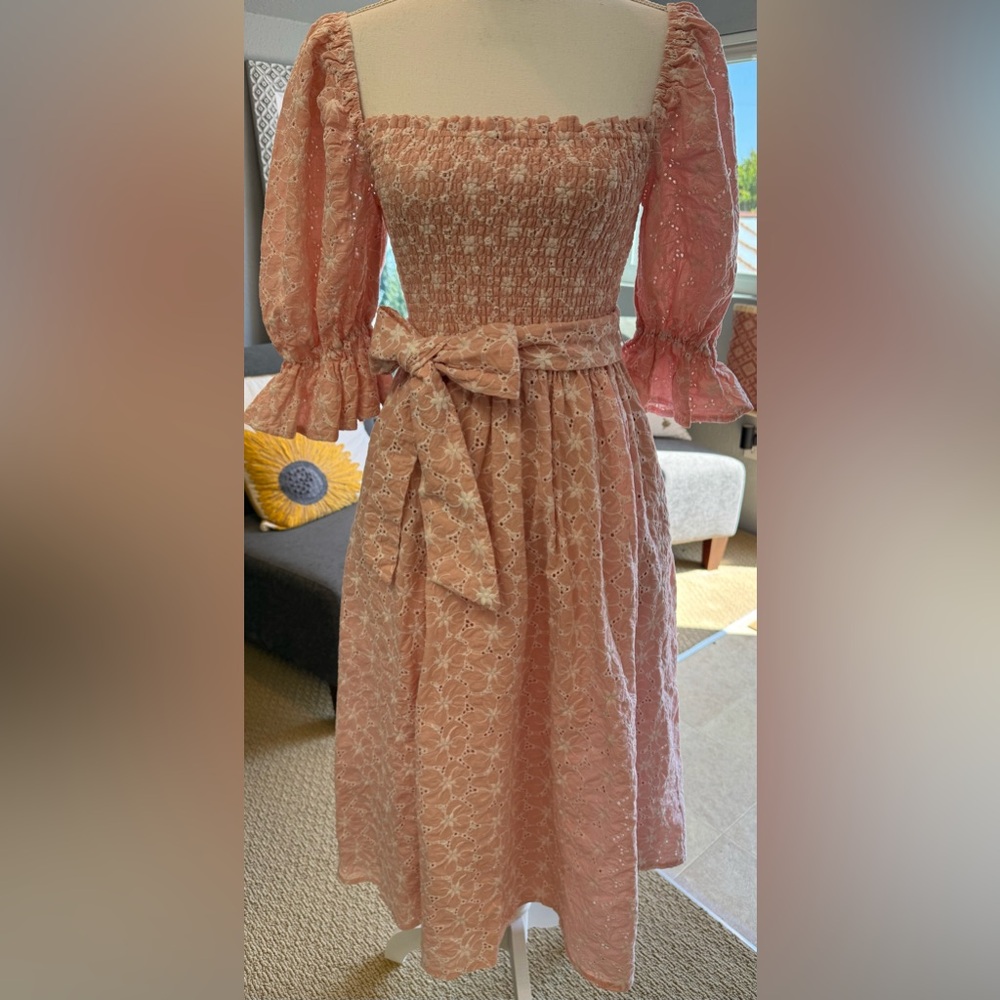 AURA PINK & WHITE EYELET MIDI PUFFY SLEEVED DRESS XS
